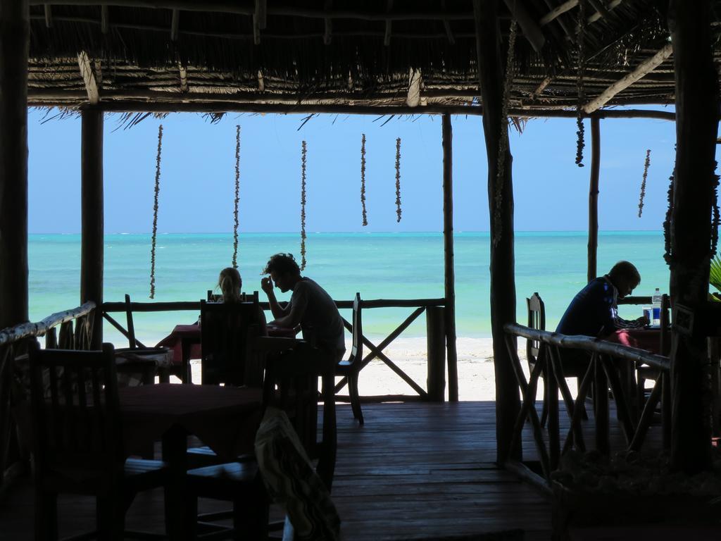 Santa Maria Coral Park Hotel Pongwe Kültér fotó